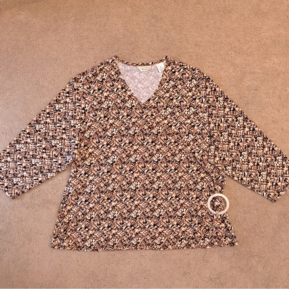 Laura Ashley Faux Wrap Stretch Top Size 2X Tan Brown V Neck Shirt Ring Fall